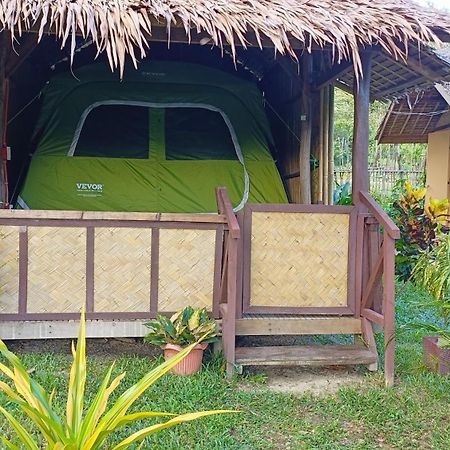 Tony'S Country Glamping With Chalet With Private Wash Room Accommodation El Nido Chambre photo